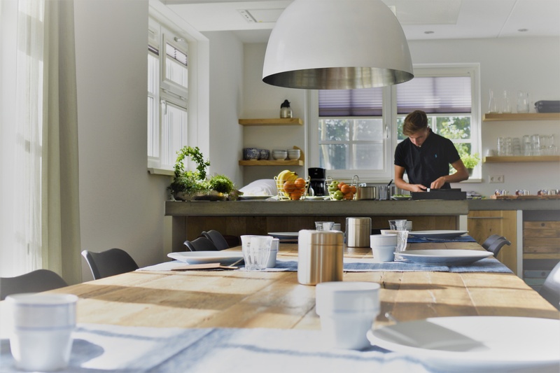 Private business villa met 6 hotelkamers – afbeelding 4