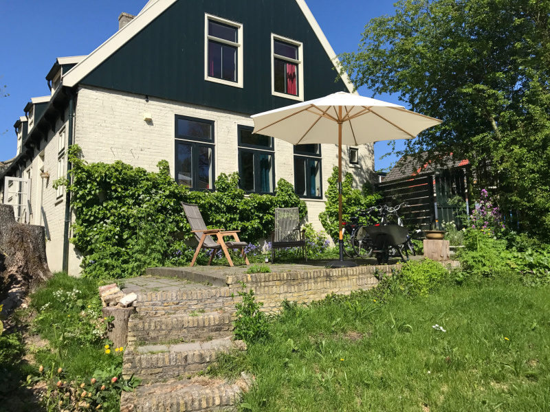B&B Pastorie De Waal - Tweepersoons kamer douche/toilet – afbeelding 2