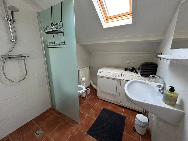Kamer 2e etage – afbeelding 2