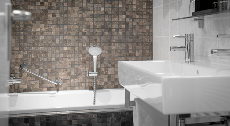 Tweepersoons Grand Suite met sunshower - Whirlpool/douche/toilet – afbeelding 4