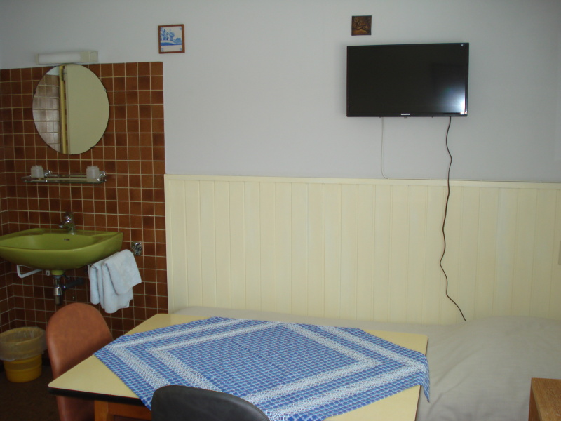 Tweepersoons kamer op 1e verdieping – afbeelding 4