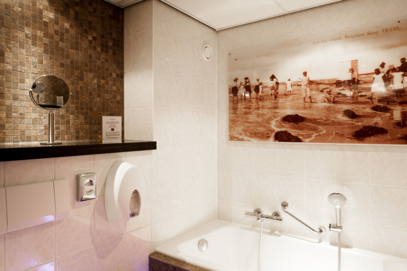 Tweepersoons Junior Suite - Bad/douche/toilet – afbeelding 4
