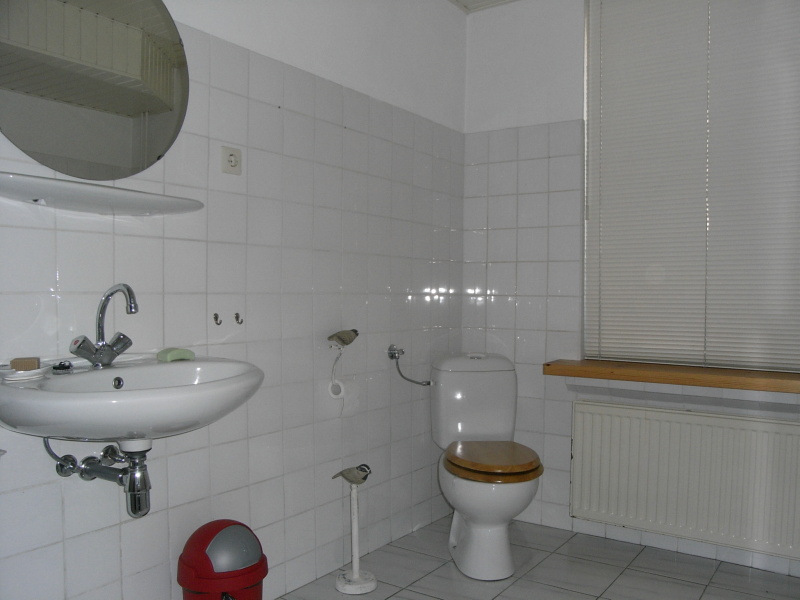B&B 't Waalderhofje - Driepersoons kamer met gedeelde badkamer – afbeelding 5