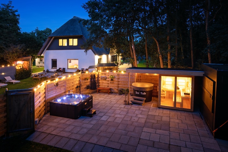 Kamer 2 Deluxe met jacuzzi – afbeelding 4