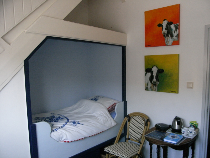 B&B 't Waalderhofje - Eenpersoonskamer met bedstee – afbeelding 2