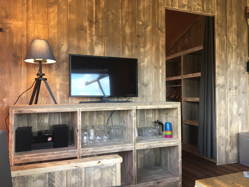 Ingerichte Lodge – afbeelding 3