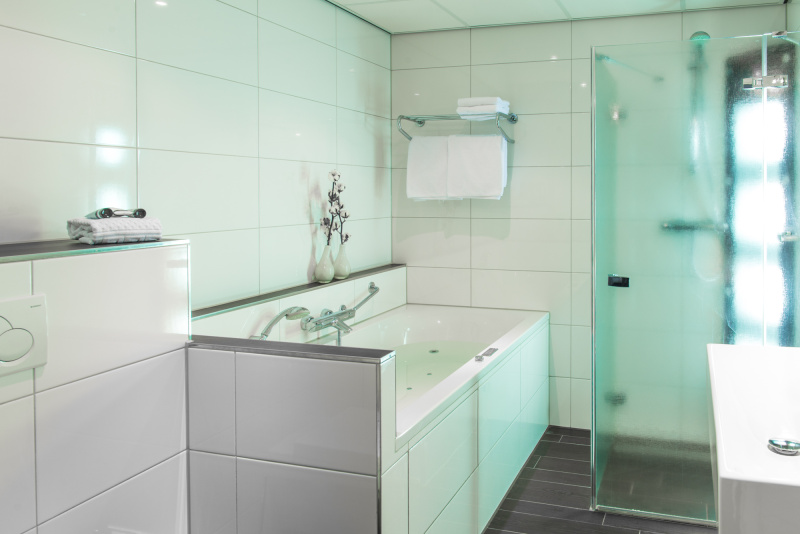 Tweepersoons Superior Kamer - Douche/toilet – afbeelding 2