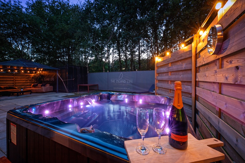 Kamer 3 Comfort met jacuzzi – afbeelding 2