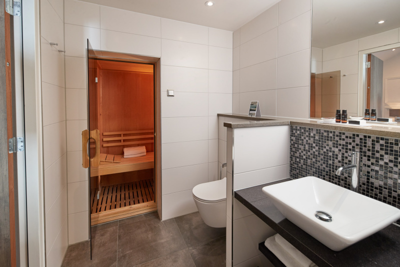 Tweepersoons Luxe Kamer met privé Sauna - Douche/toilet – afbeelding 4