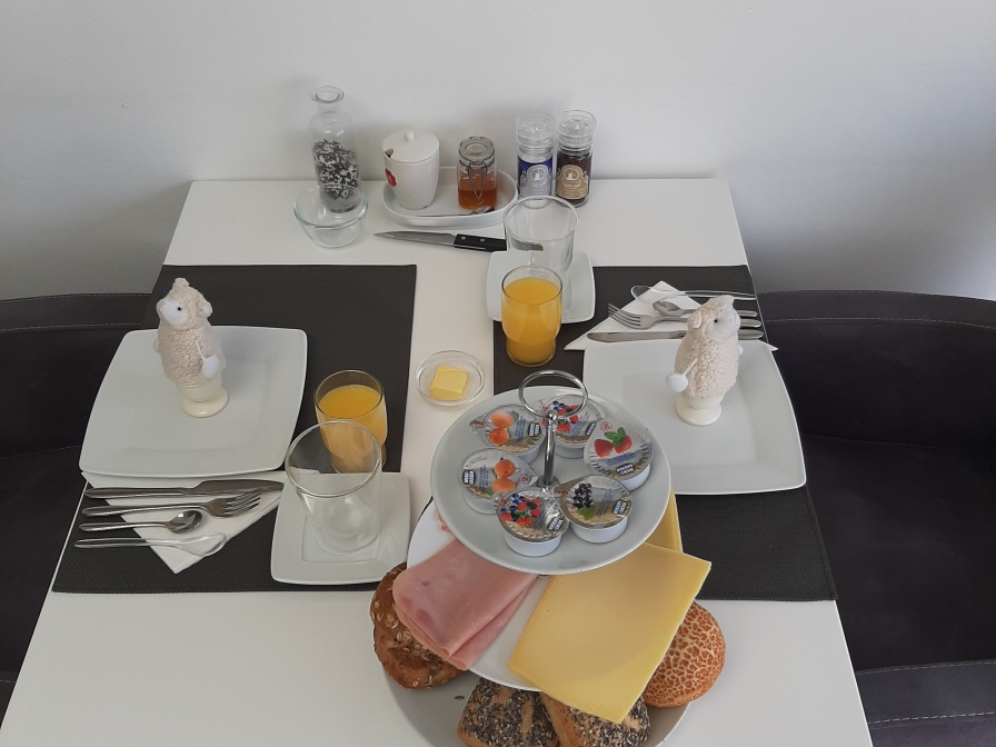 B&B Huijsman - Tweepersoons kamer met boxspringbedden – afbeelding 4