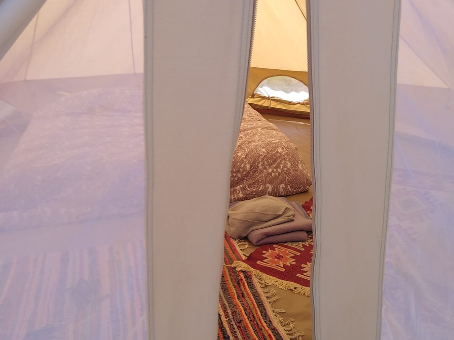 Ingerichte Bell tent
