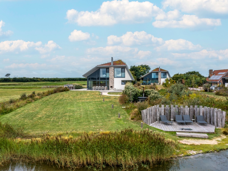 Villa 16 Weegeswaal